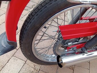 Babetta 210 prodám červené barvy - 12