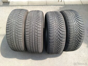 Prodám zimní gumy Continental + Semperit 205/55 R17 DOT 2823 - 12