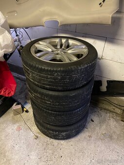 Tesla model S P85 - 12