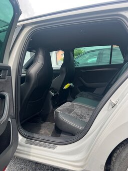 Škoda Superb 2.0 Tdi 140Kw Sportline Kamera Virtual Matrix - 12