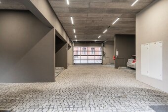 Exkluzivní byt 5+kk v centru Liberce se střešní terasou - 12
