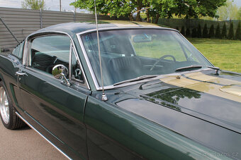 1965 Ford Mustang Fastback 289 V8 - 12