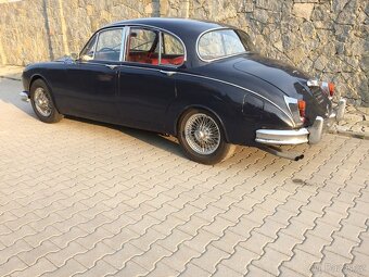 Jaguar MK2 - 12