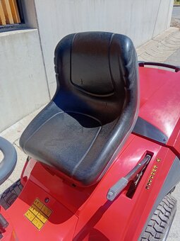 Prodám  zahradní traktor Castelgarden 17.5 Hp TX102 HYDRO - 12