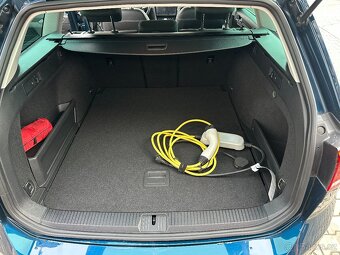 VW PASSAT HYBRID 1,4 GTE DSG , DPH, Virtuální cocpit - 12
