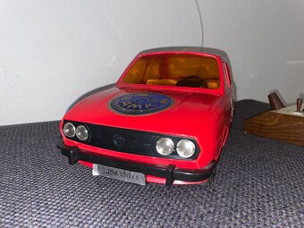 Stará hračka - Škoda Tesla - 12