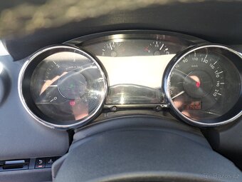 Peugeot 5008 2,0HDi 2011, 314000 km - 12