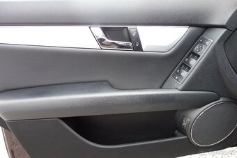 Mercedes-Benz C 250CDi 4MATIC 150kW Automat 2010 ČR - 12