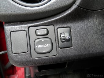 Toyota Yaris 1.0VVT-i  Klima, 5Dv. Nové v ČR - 12