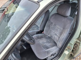 Renault Megane 1.6i 16V 79KW Klimatizace + Zimní kola - 12