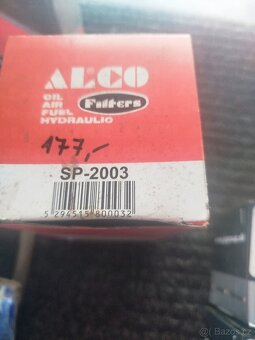 Nové filtry apod.Úklid garáže různé díly na auta - 12