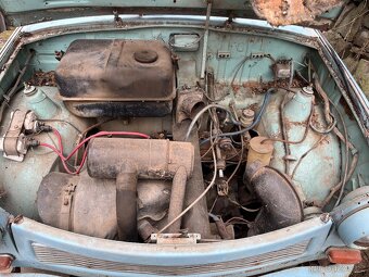 2x Trabant + Díly - 12