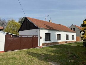 Prodej velikého domku ( 390m2, 4+2) v obcí Třebestovice s pl - 12