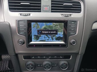 Volkswagen Golf 2,0 VII TDI 110KW DSG KOMBI - 12