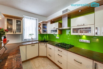 Prodej rodinného domu, 147 m2, Kraslice - 12