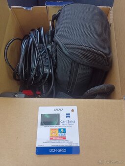 Videokamera Sony DCR-SR52E, HDD 30 GB, krabice, pouzdro - 12