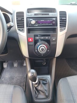 Kia Venga 1.4 BENZÍN 87000KM,KOUP.ČR,CEBIE,PO SERVISU A STK - 12