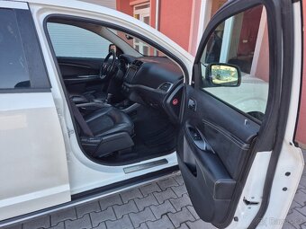 Fiat Freemont 2.0 Multijet Cross AWD 125kW - 12