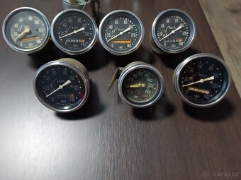 Zrcátko tachometr odrážka OSVAR přepínač světel - 12