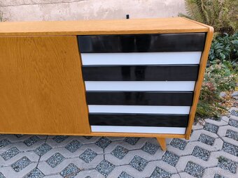 Retro komoda U-460 Jiří Jiroutek - Brusel 60. léta - 12