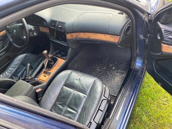 Bmw e39 528i - 12