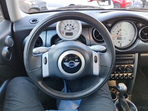 Mini Cooper One - ZAPŮJČENÍ VOZU - 12