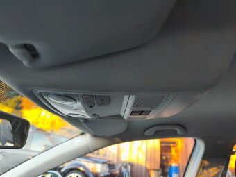 Volkswagen golf IV - 12