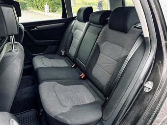 Volkswagen Passat B7 variant 1.6 TDI BMT Comfortline - 12
