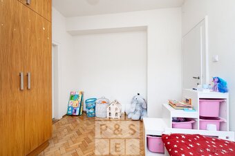 Prodej bytu 3+1 98 m² + zahrada 591  m², Praha - Smíchov - 12