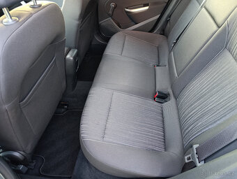 Opel Astra 1.4 T, servis, PĚKNÁ VÝBAVA A STAV - 12