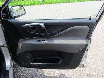 MITSUBISHI SPACE STAR - 1.3 i, dobrý stav - 12