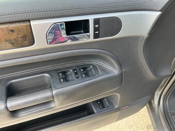 Volkswagen Tuareg 3.0 TDI 176 Kw r.v.2009 - 12