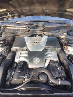 Mercedes Benz CL 600 - 12