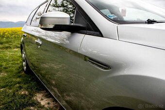 Ford Mondeo Combi 2.0 TDCi DPF (115k) Trend - 12
