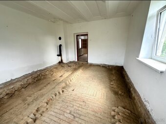 Rodinný dům 80 m2 s pozemkem 562 m2 - 12