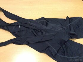 CYKLISTICKÉ OBLEČENÍ - NÁVLEKY,KALHOTY,DRESS,ČEPICE - 12