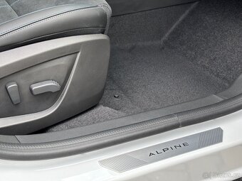 Renault Arkana Esprit Alpine E-Tech 145 - 12