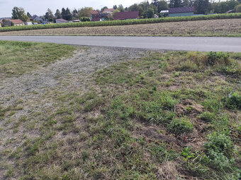 Prodej pozemku pro výstavbu RD 2662 m2 jen 3 km od Kojetína. - 12