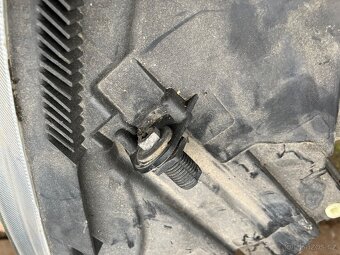 ŠKODA SUPERB II FACELIFT-PŘEDNÍ KOMPLETNÍ SVĚTLOMETY - 12