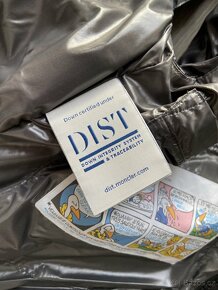 Moncler černá vesta - 12