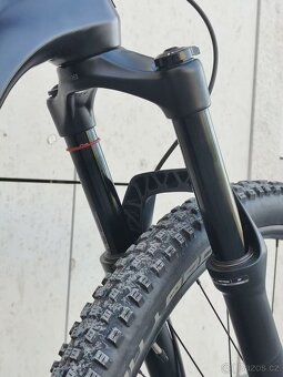 GT Sensor 29 Carbon Elite roku 2019 - 12