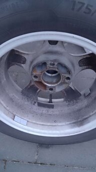 Enzo ALU kola 14 s pneu BRAVURIS 5HM 175/65 - 12