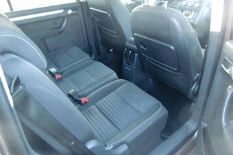 VW TOURAN 1,6TDI Cup - 12