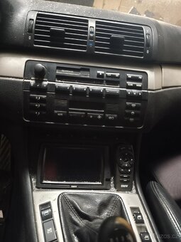 Prodám BMW E46 330d touring - 12