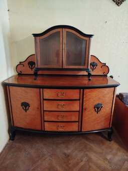 Starožitný obývací nábytek v zachovalém stavu - 12