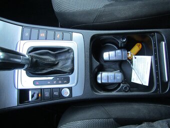 Volkswagen Passat 2.0 TDI 103kW DSG - 12