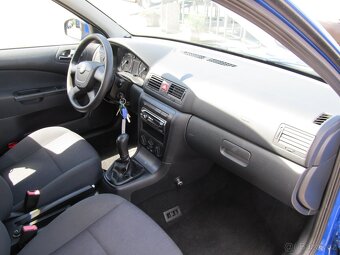 Škoda Octavia 1.6 i KOMBI ČR 1.maj - 12