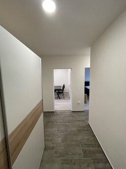 Prodávám byt v OV 2+1 po kompletní rekonstrukci. - 12
