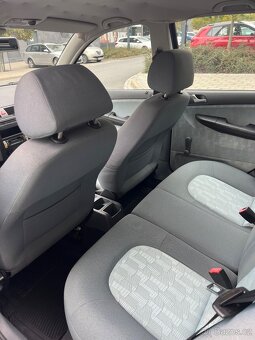 Škoda Fabia 1.4 - 12