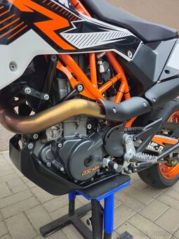 KTM 690 SMC R 2012 - 12